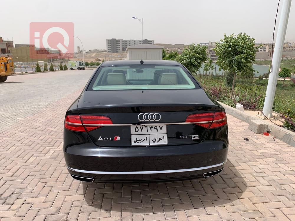 اودي A8
